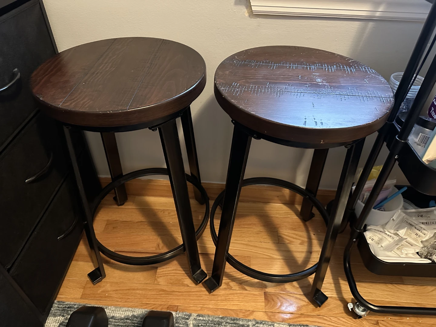 Set of 2 Round Wood Top Bar Stools - photo 3