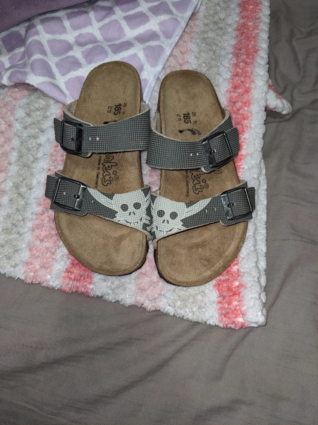 Kids Birkenstock Sandals Size 27 - photo 2