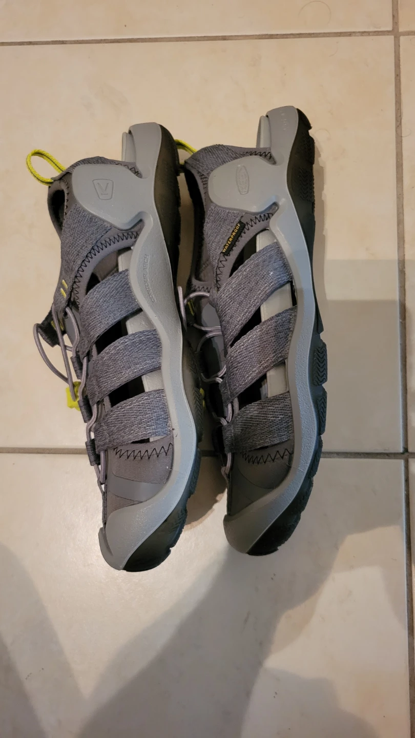 KEEN Grey Water Sandals Size 11.5 - photo 2