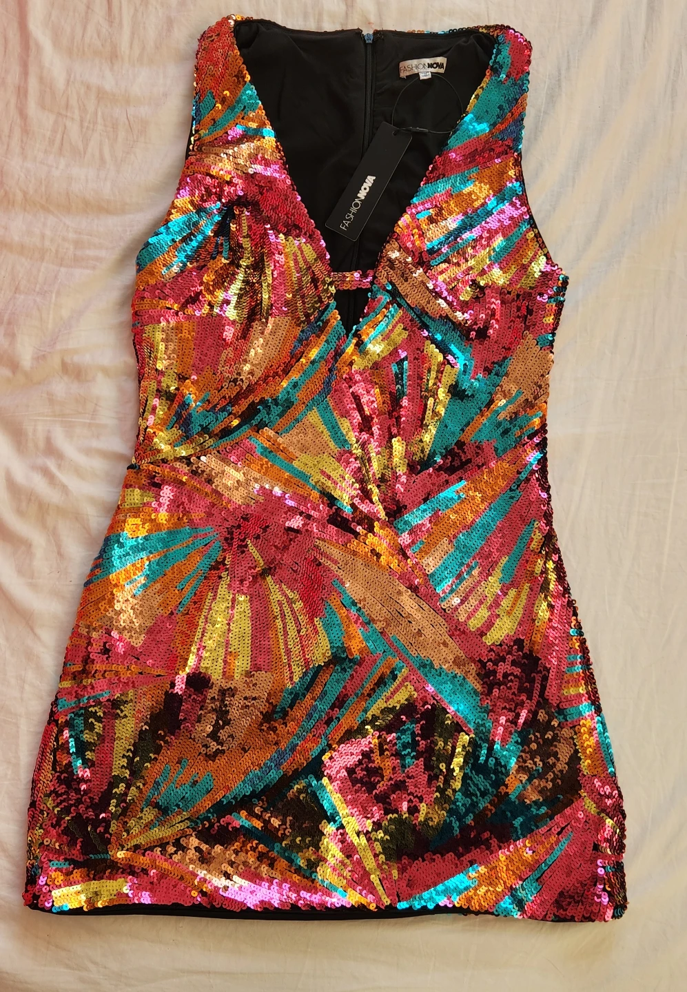 Fashion Nova Iconic Muse Sequin Mini Dress - Size M 🌱