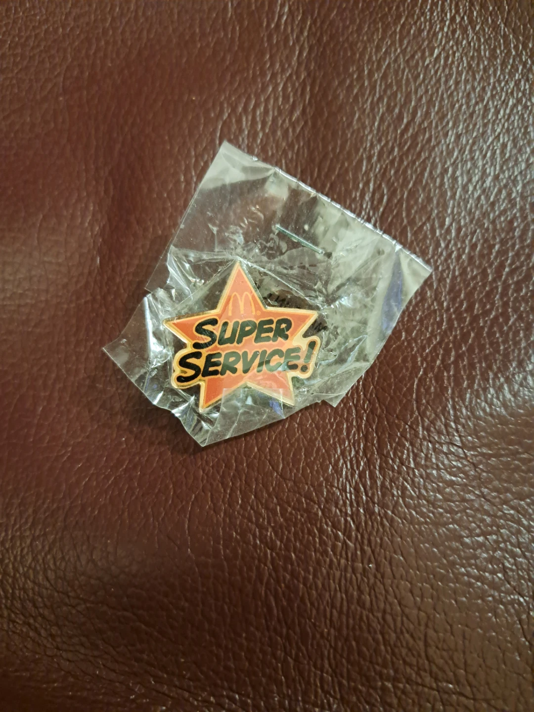 McDonald's Super Service Star Pin