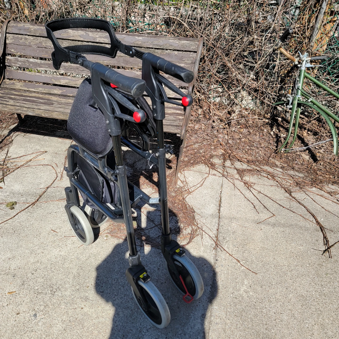 Nexus 3 standard  Rollator Walker with Seat & Bag 330lb limit - photo 5