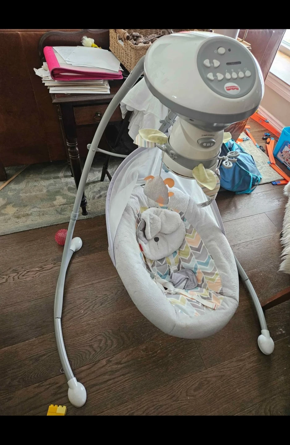 Fisher-Price Baby Swing - photo 3