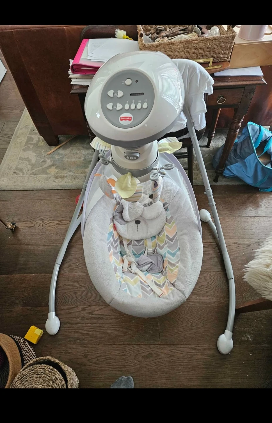 Fisher-Price Baby Swing - photo 4