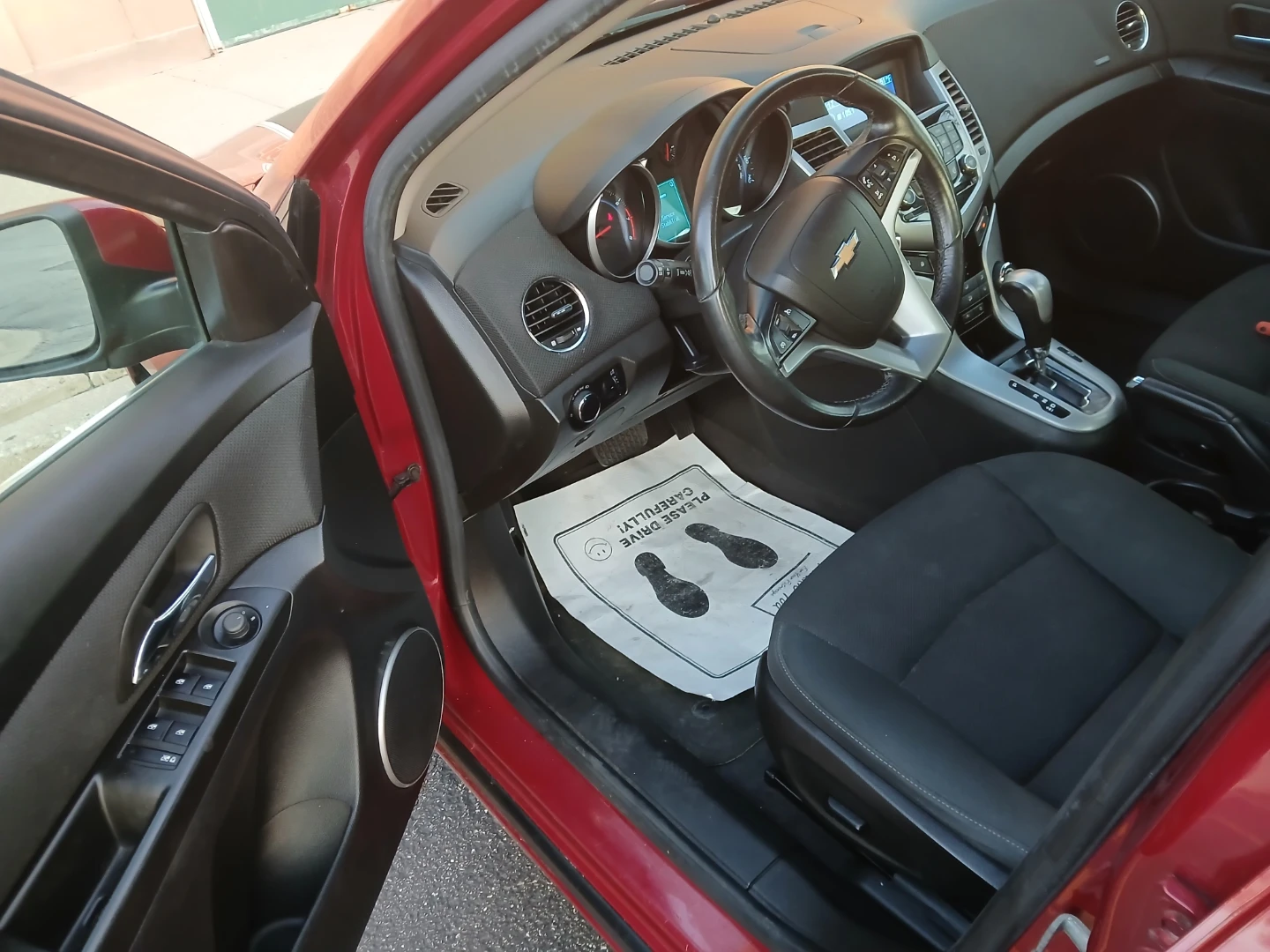 2012 Chevrolet Cruze LT Sedan - photo 3