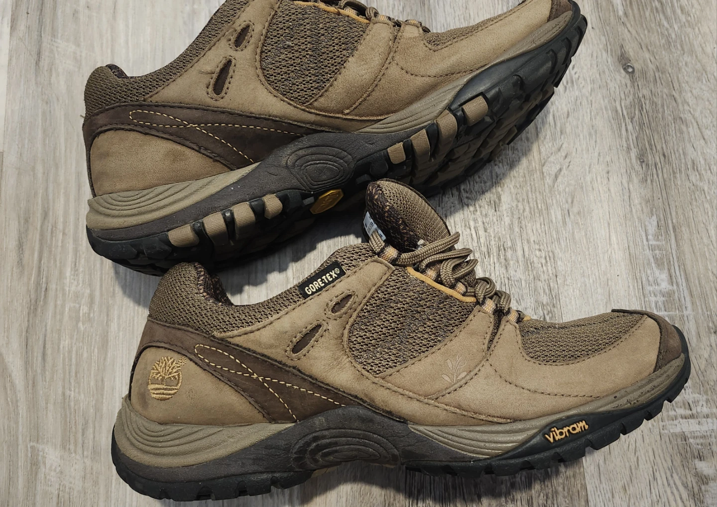 Timberland Women's Brown Gore-Tex Hiking Shoes Size 8M