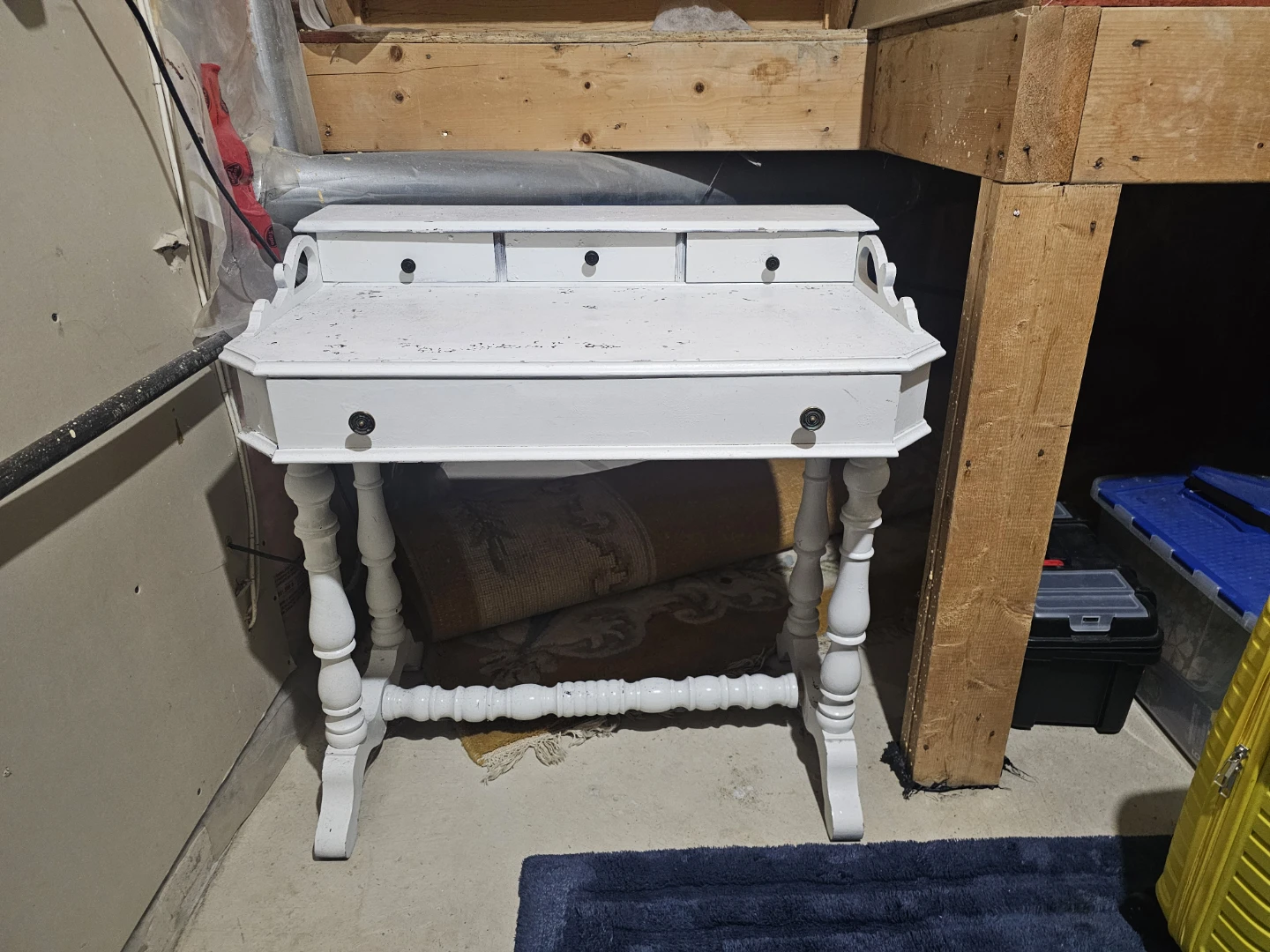 Vintage White Vanity Table with Mirror - photo 2