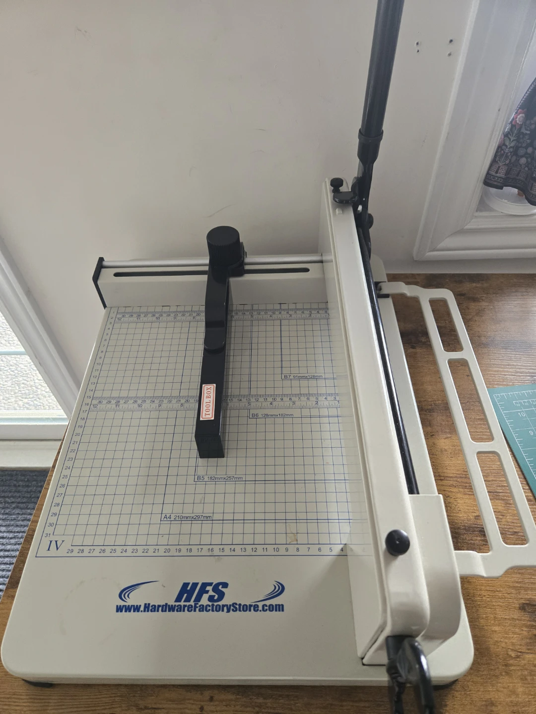 HFS Paper Trimmer Guillotine