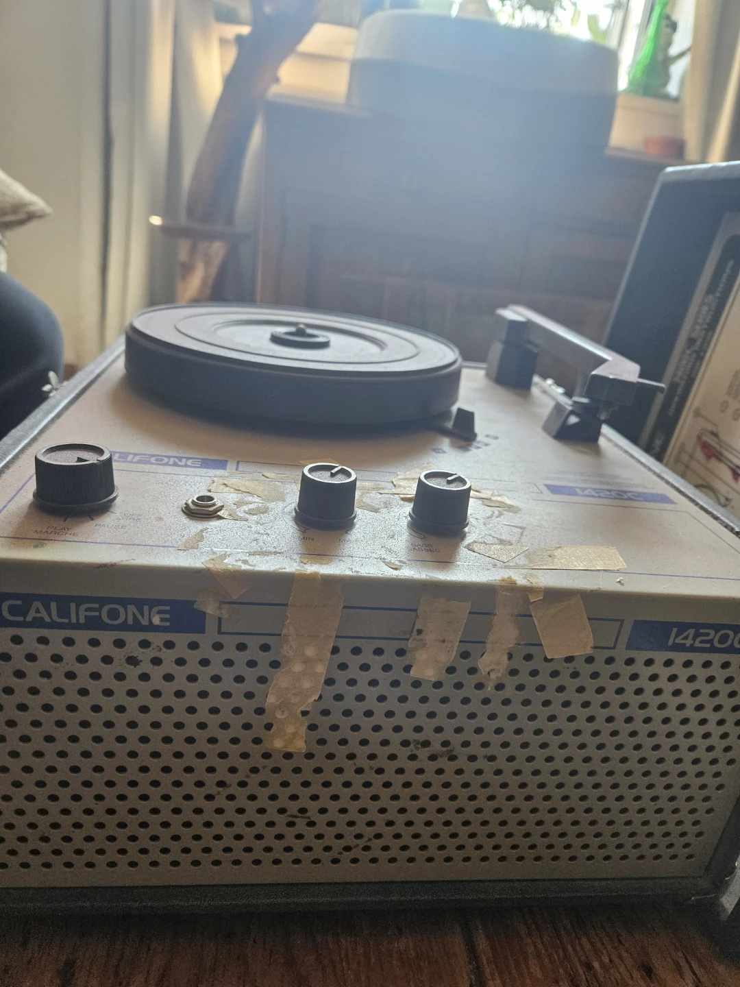 Califone 1400C Series Record Player - photo 2