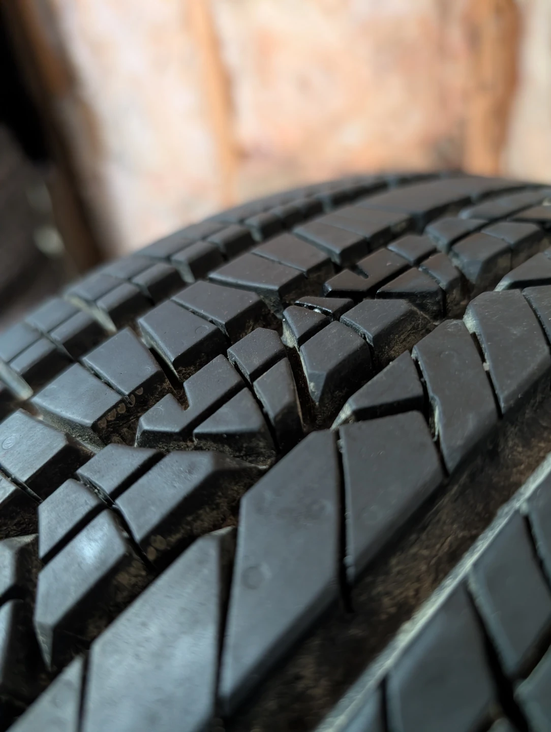 (3)-185/60R15 Motomaster SE3 All Season Tires