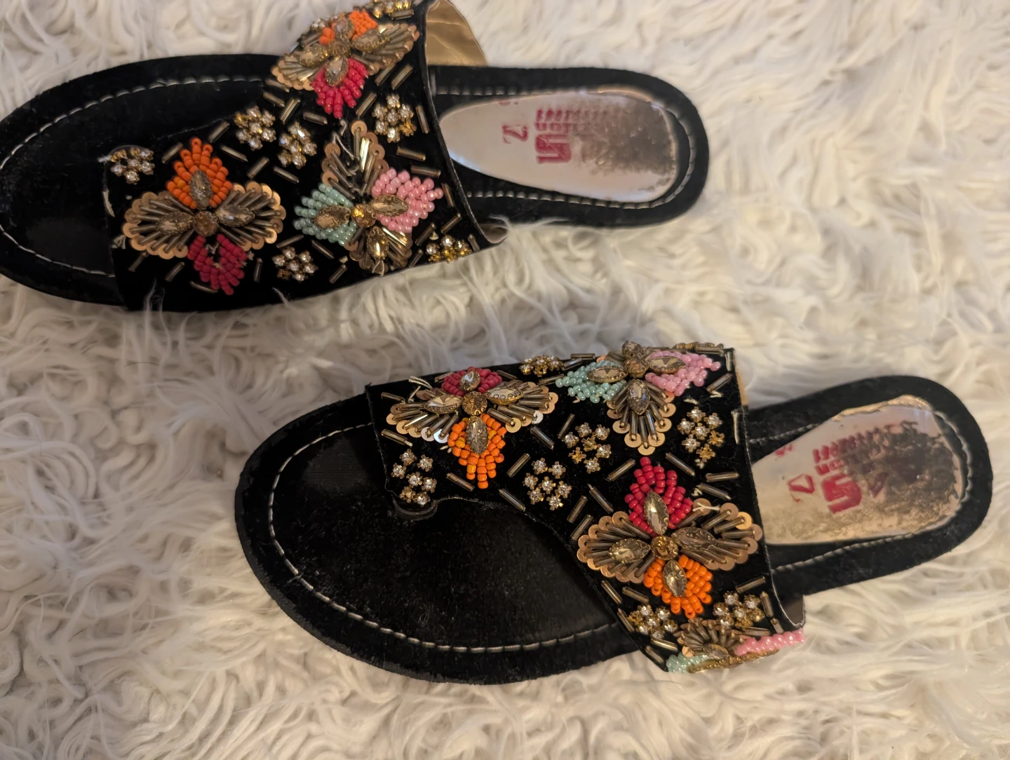 Embellished Black Slide Sandals Size 7 - photo 4