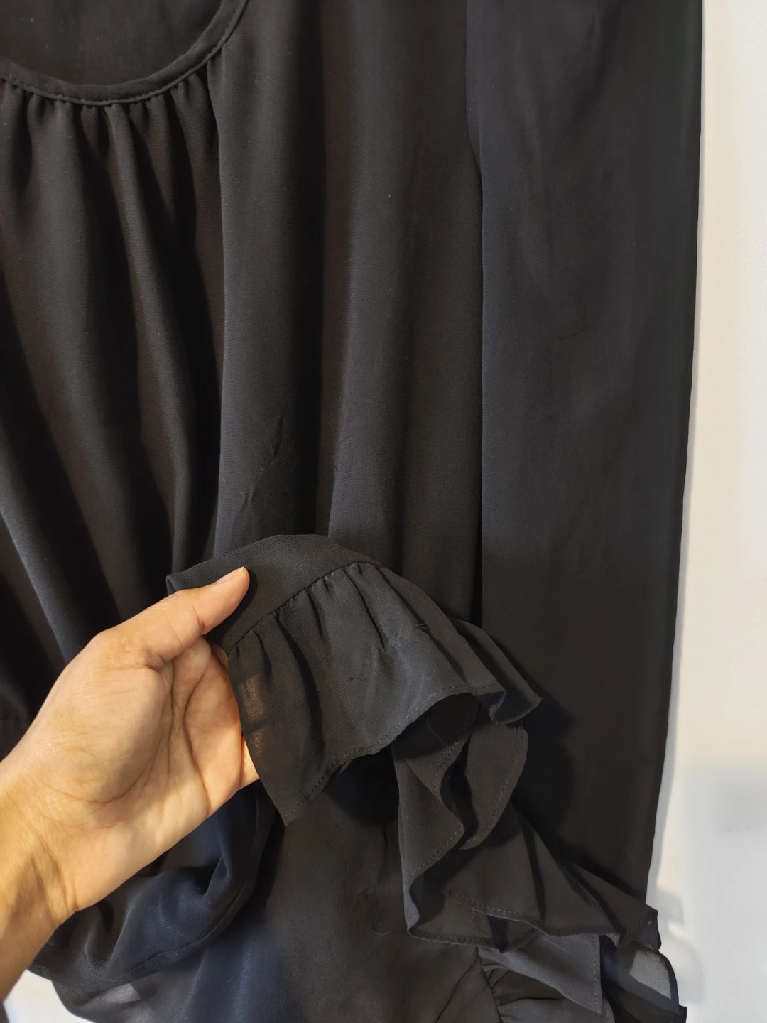 Guess Black Sheer Sleeve Dress Small - photo 4