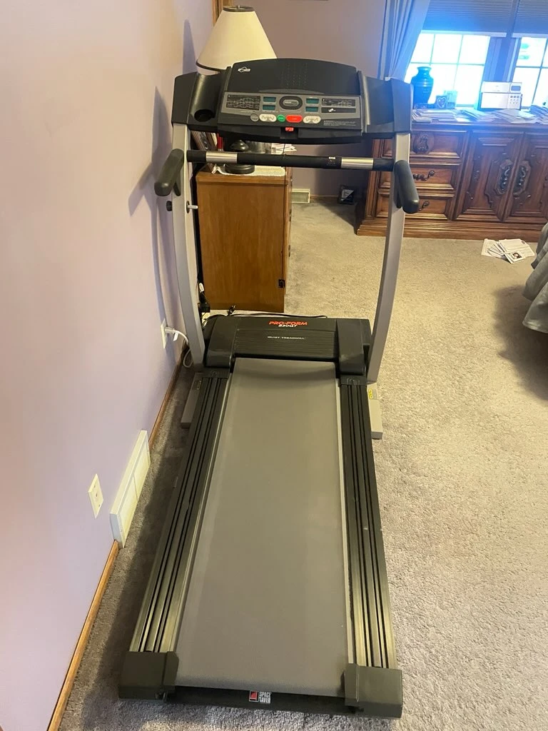 ProForm 8300T Treadmill - photo 3