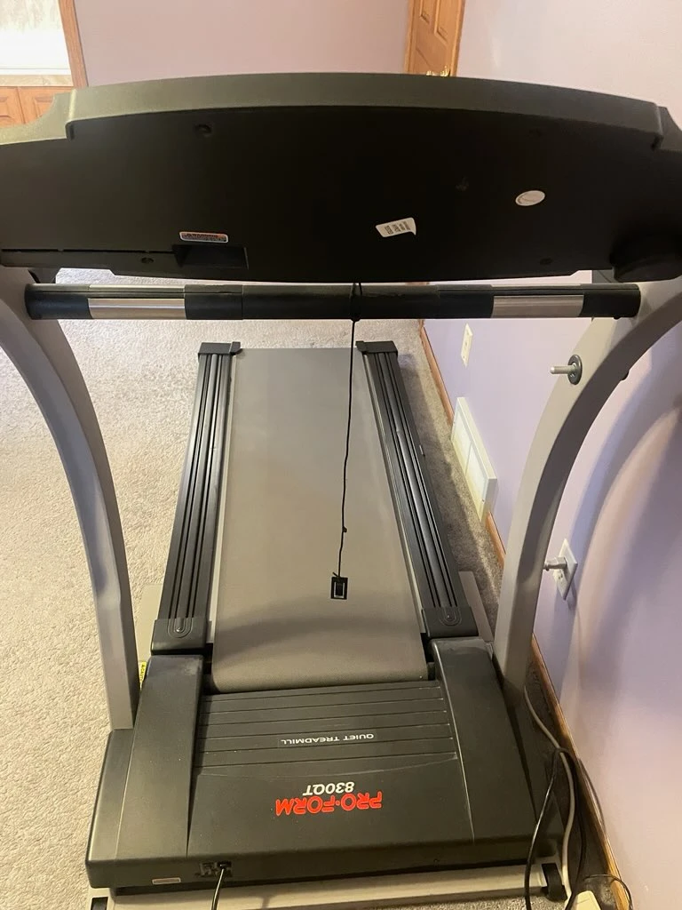 ProForm 8300T Treadmill - photo 4