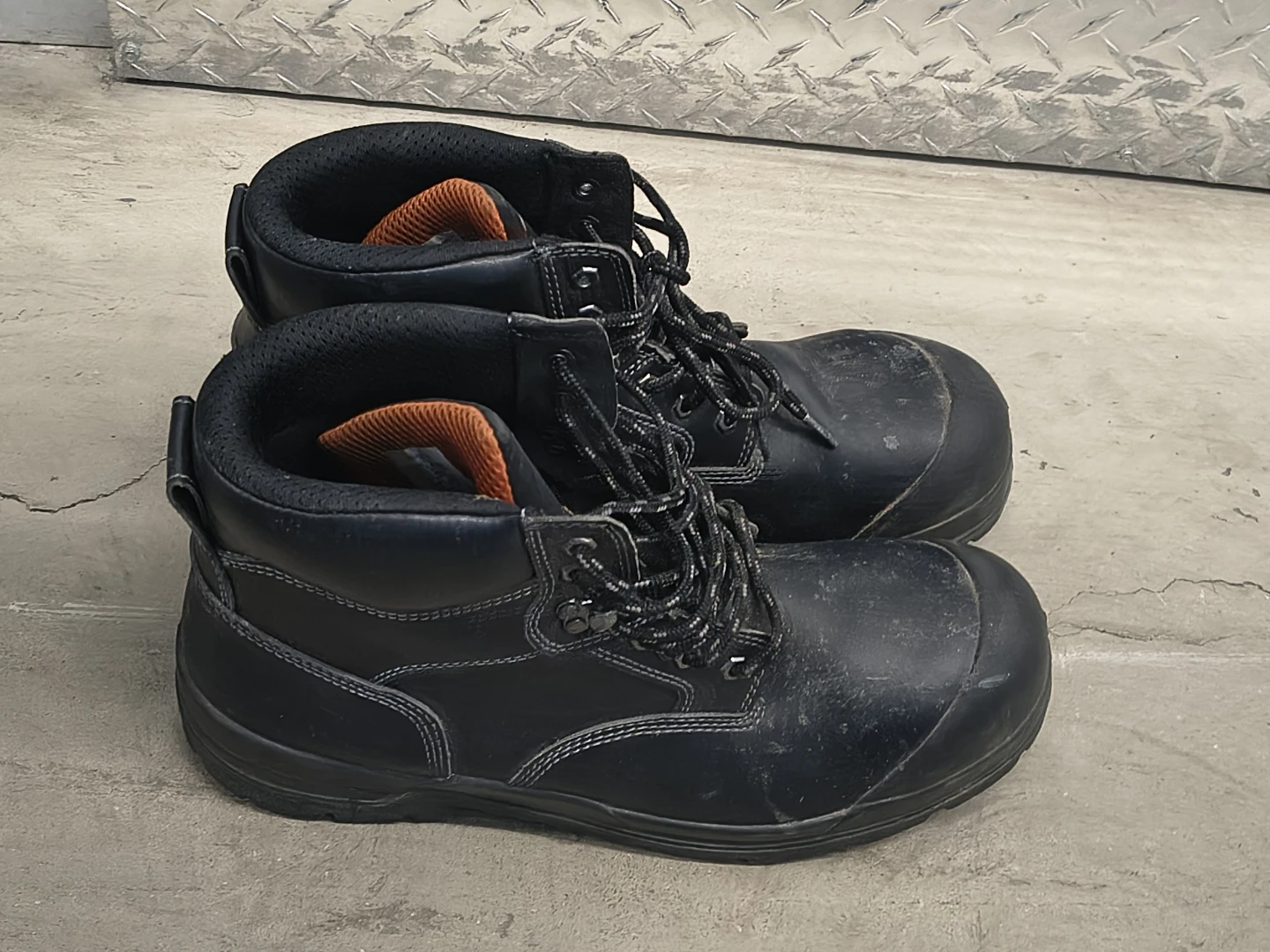 Workload Men's Challenger Work Boots Size 13 pre-owned
