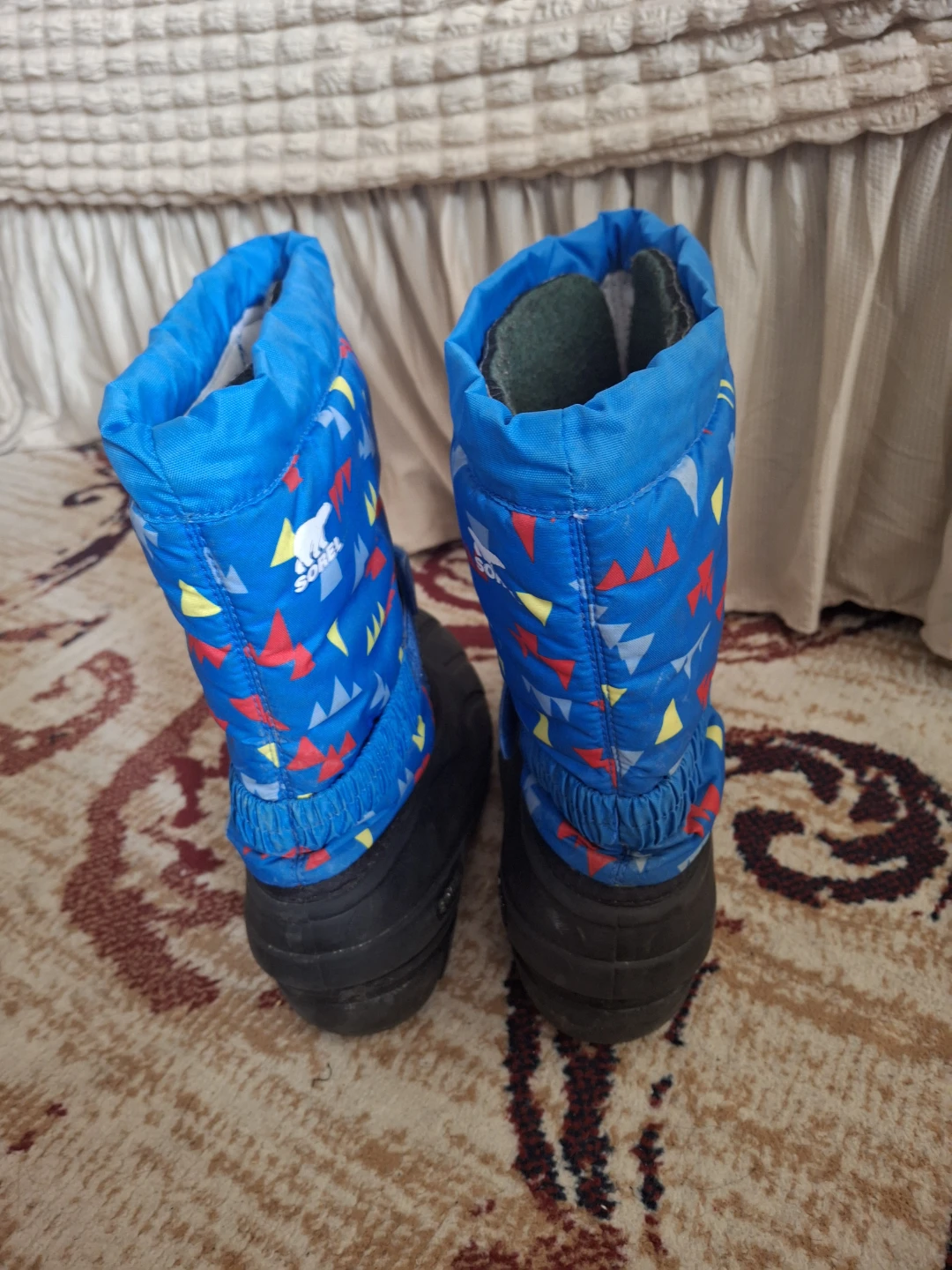 Sorel Kids Winter Boots Size 6 - photo 2