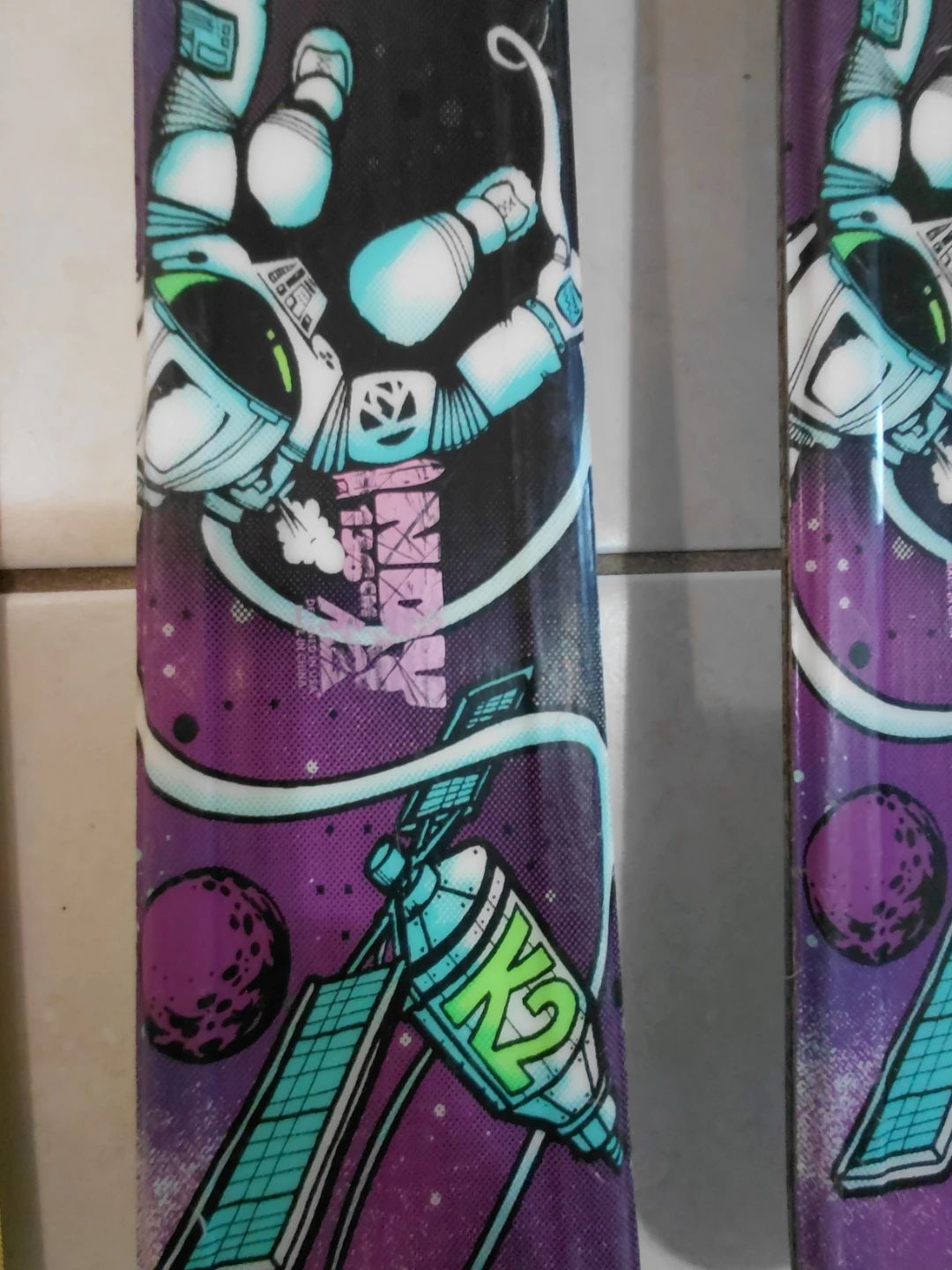 K2 Skis with "K2" logo - photo 3