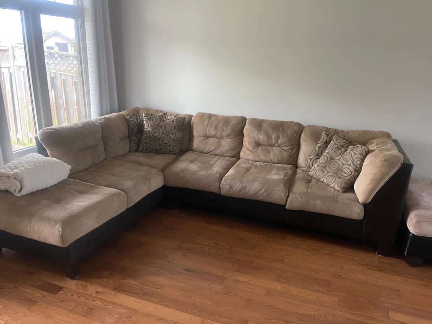 Sectional, computer table freezer - photo 2