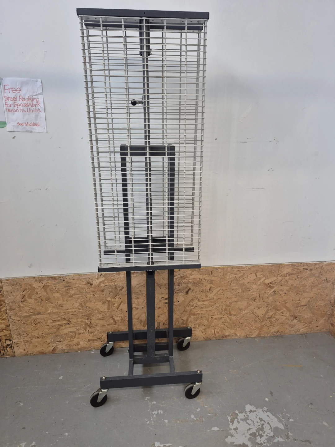 Portable garment Rack on Wheels - photo 4
