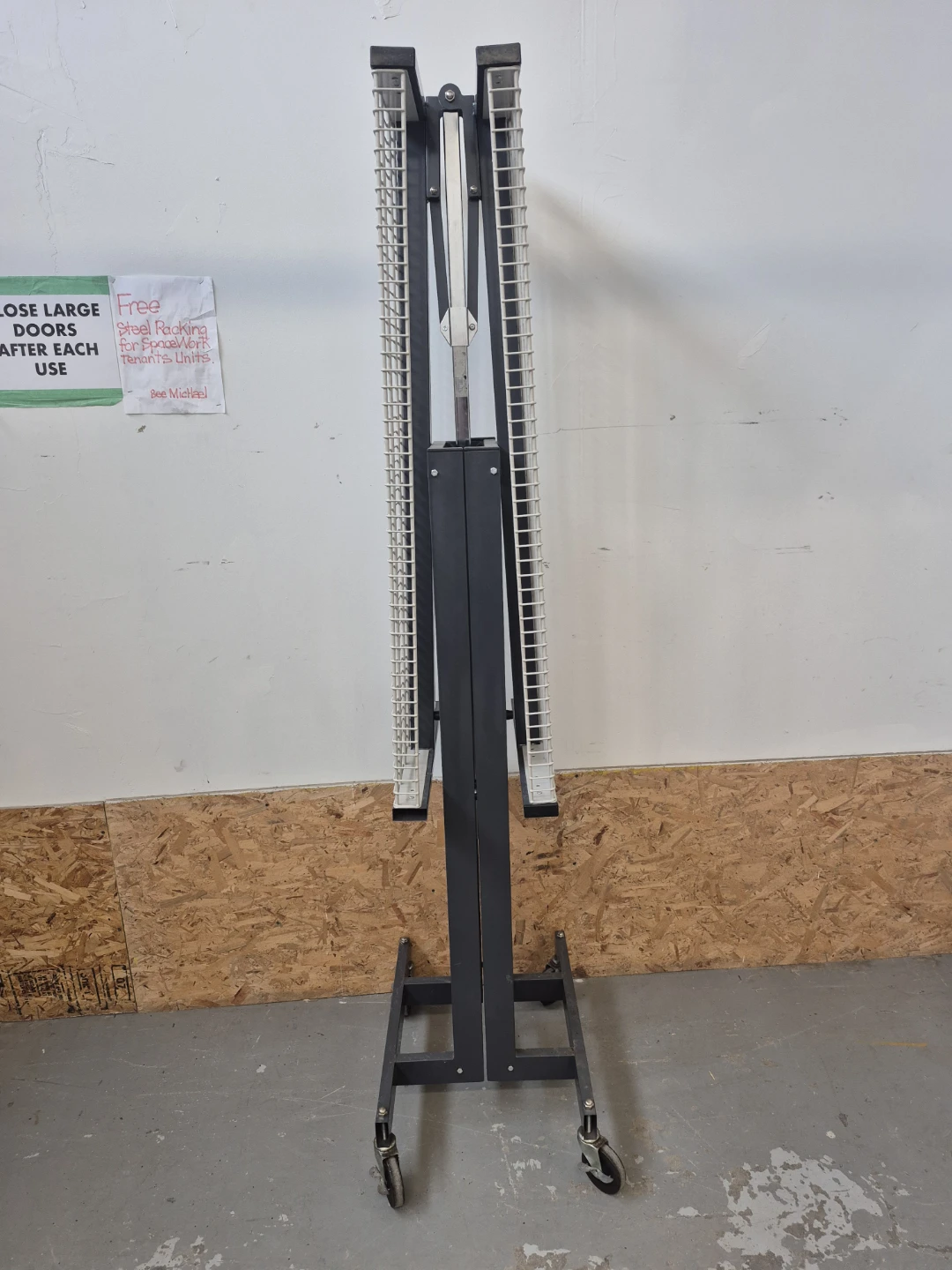 Portable garment Rack on Wheels - photo 5