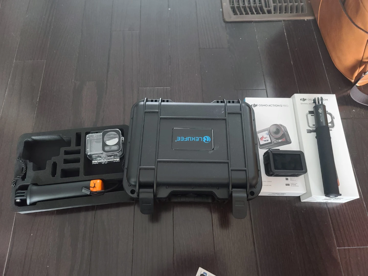 DJI osmo action 5 with full dive/snorkel set