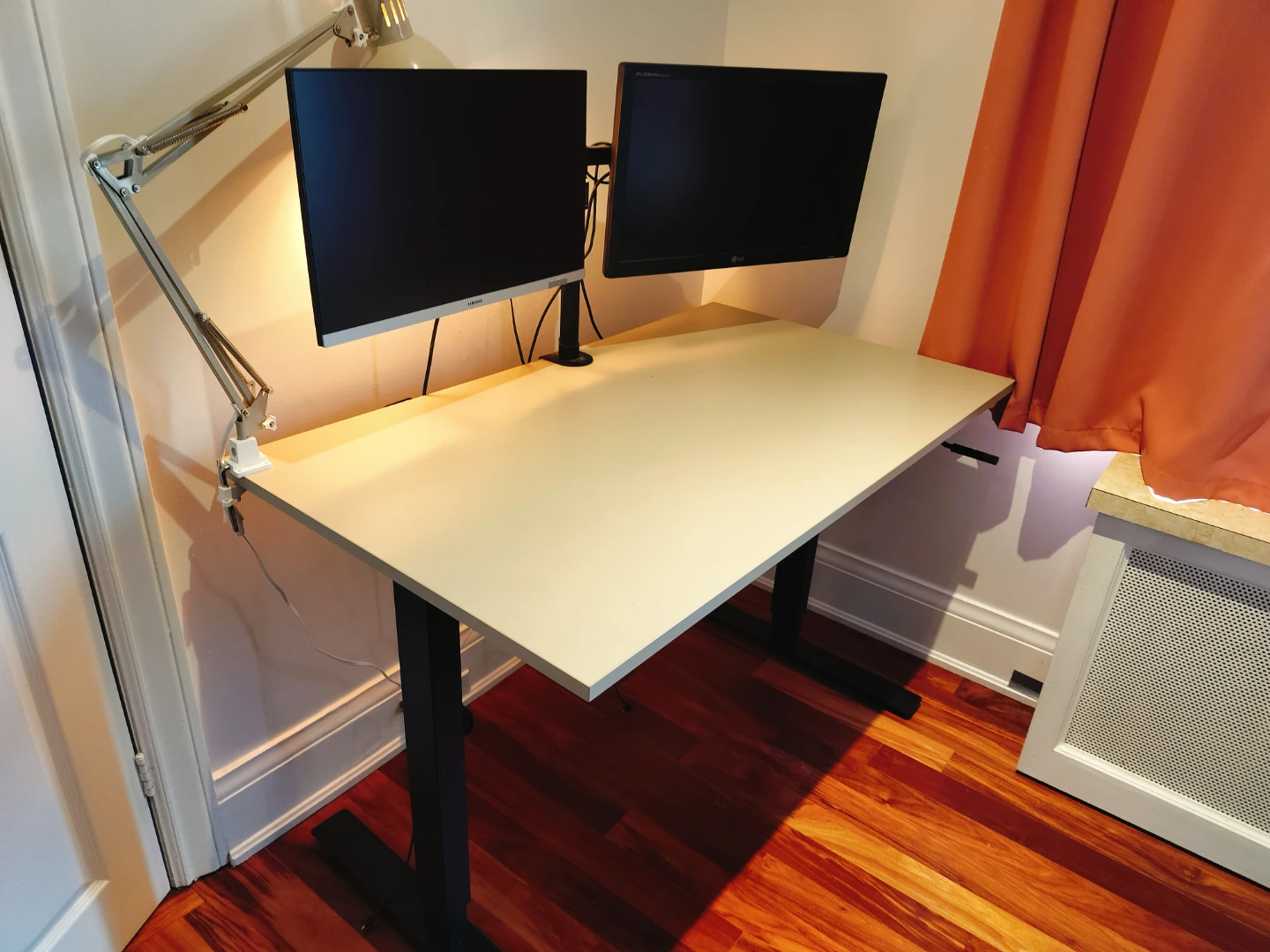 Manual Crank Standing Desk