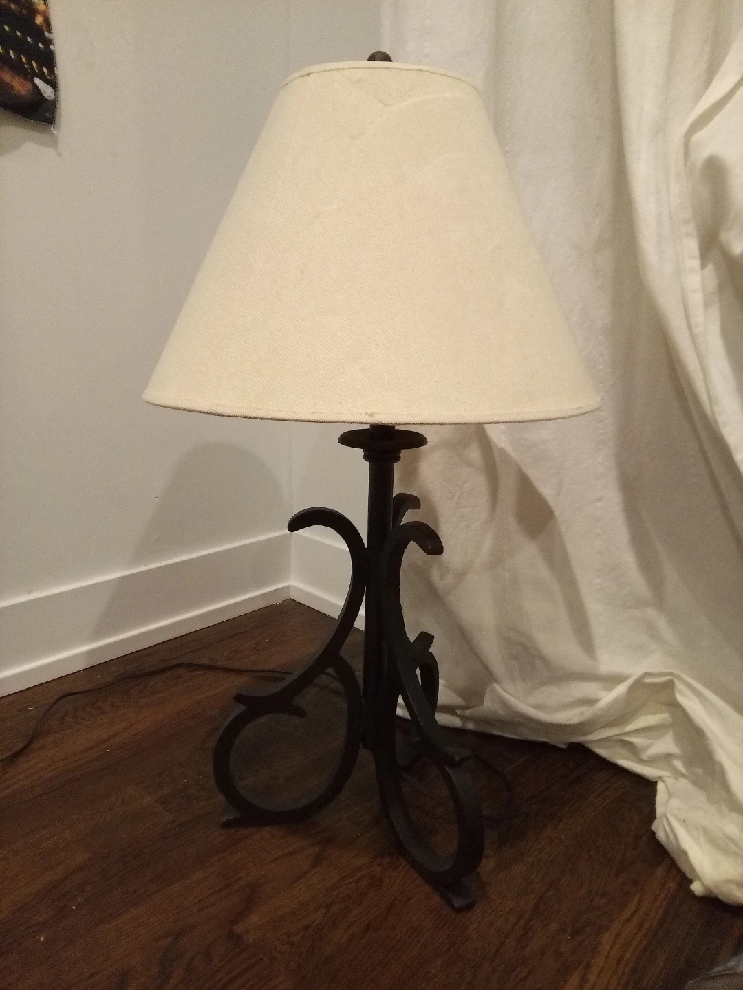 Wrought Iron Table Lamp with Shade - photo 2