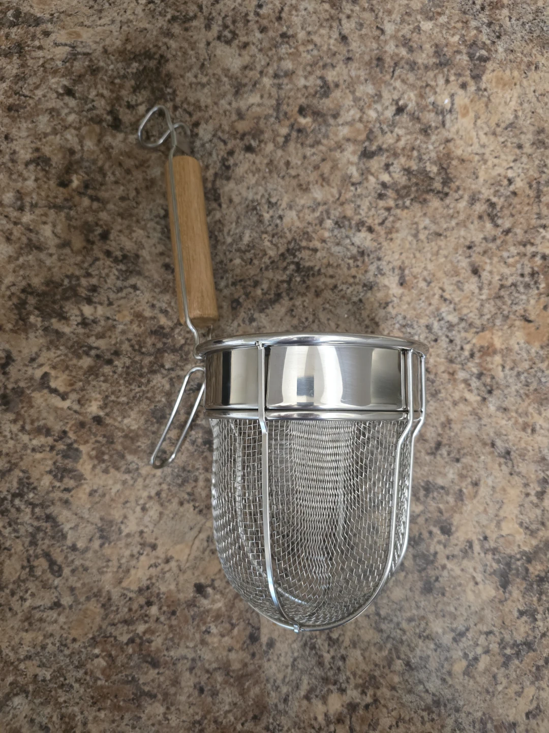 Stainless Steel Pasta/Noodle Basket with Wooden Handle