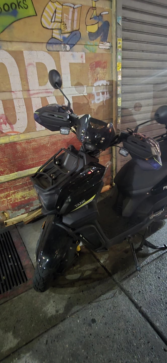 Fly Wing mobad bike Scooter 150cc - photo 5