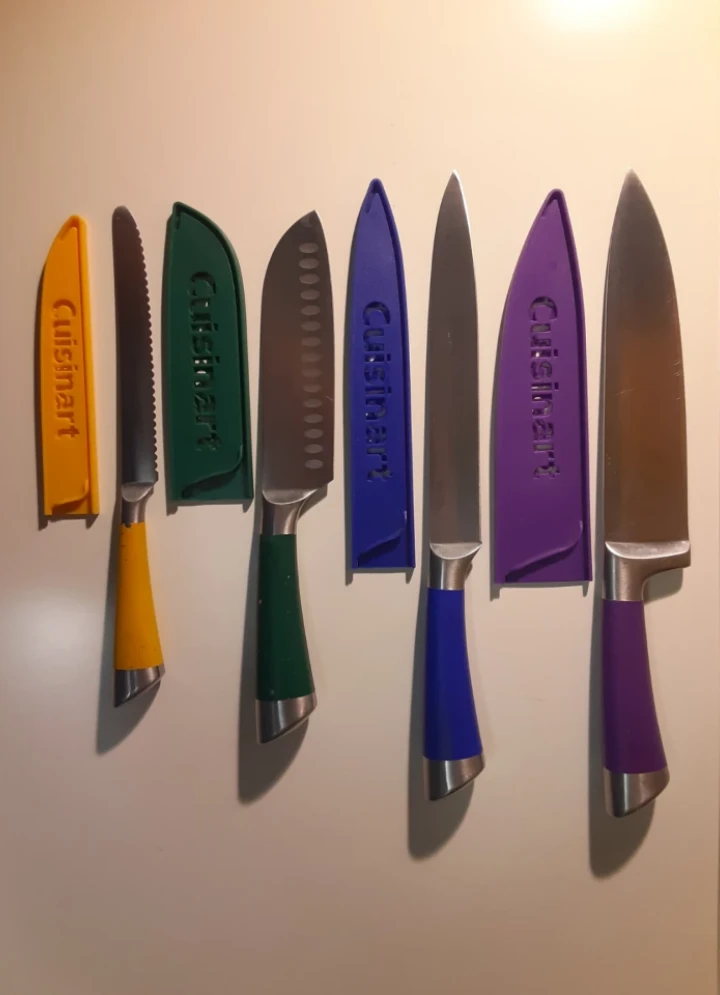 (-) Cuisinart 4-Piece Stainless Steel Knife Set w/ Sheaths (-)