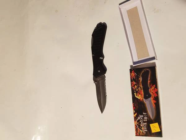 Buck Shot Folding Knife