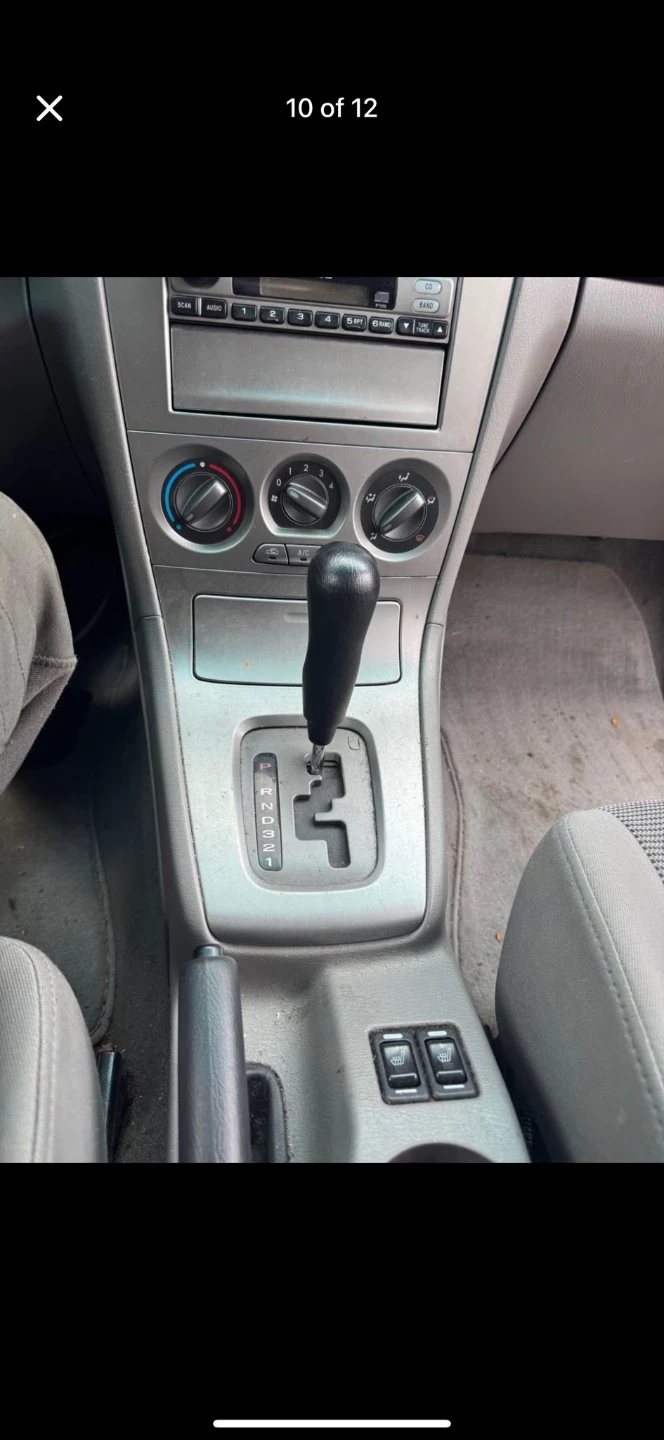 Car - photo 2