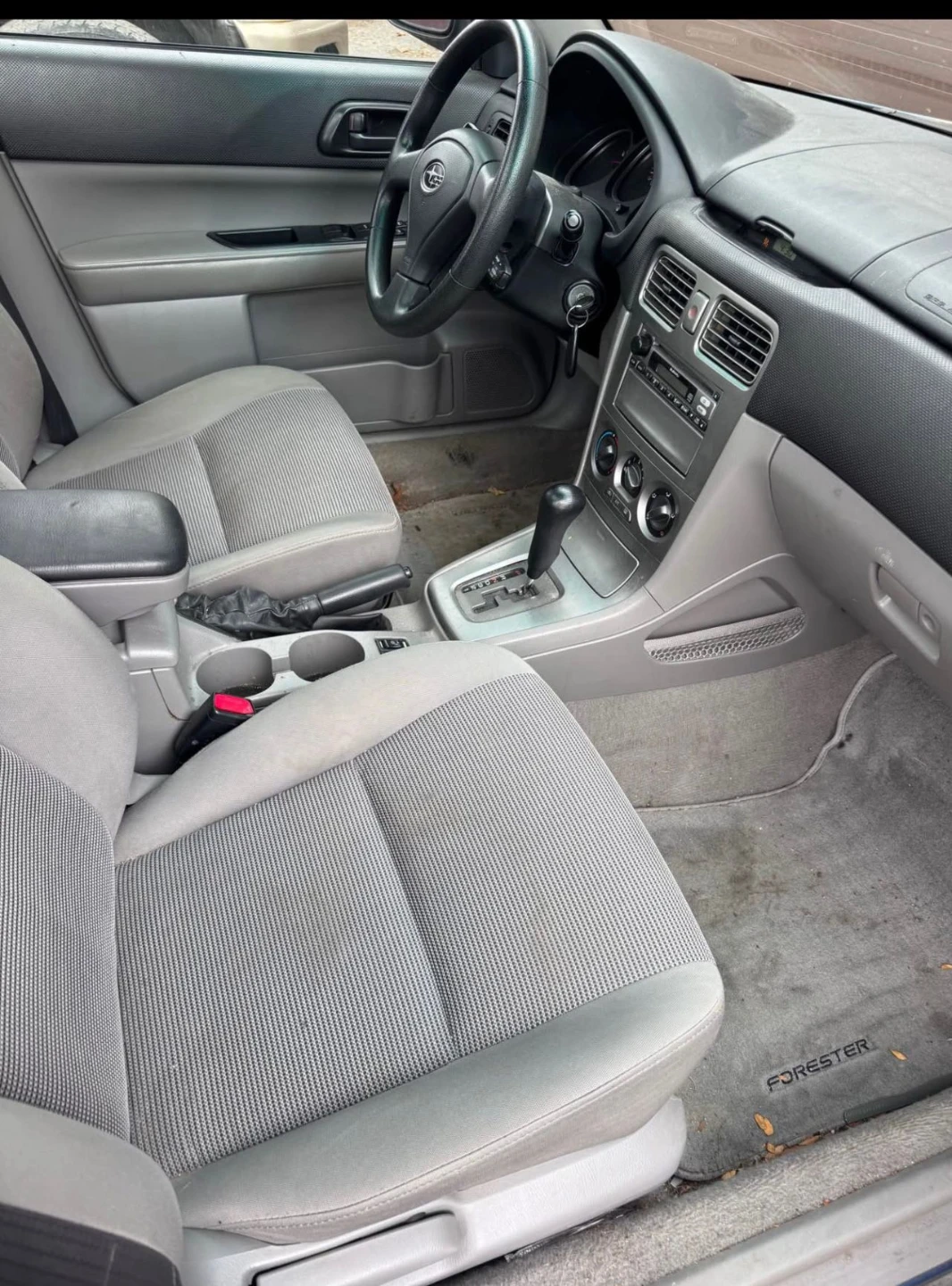 Car - photo 3