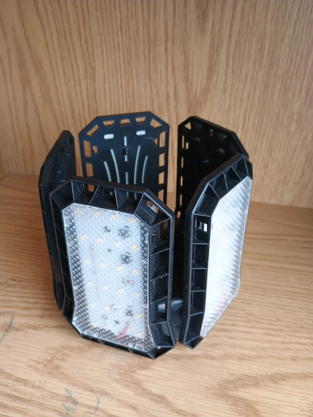 Deformable LED Garage Light