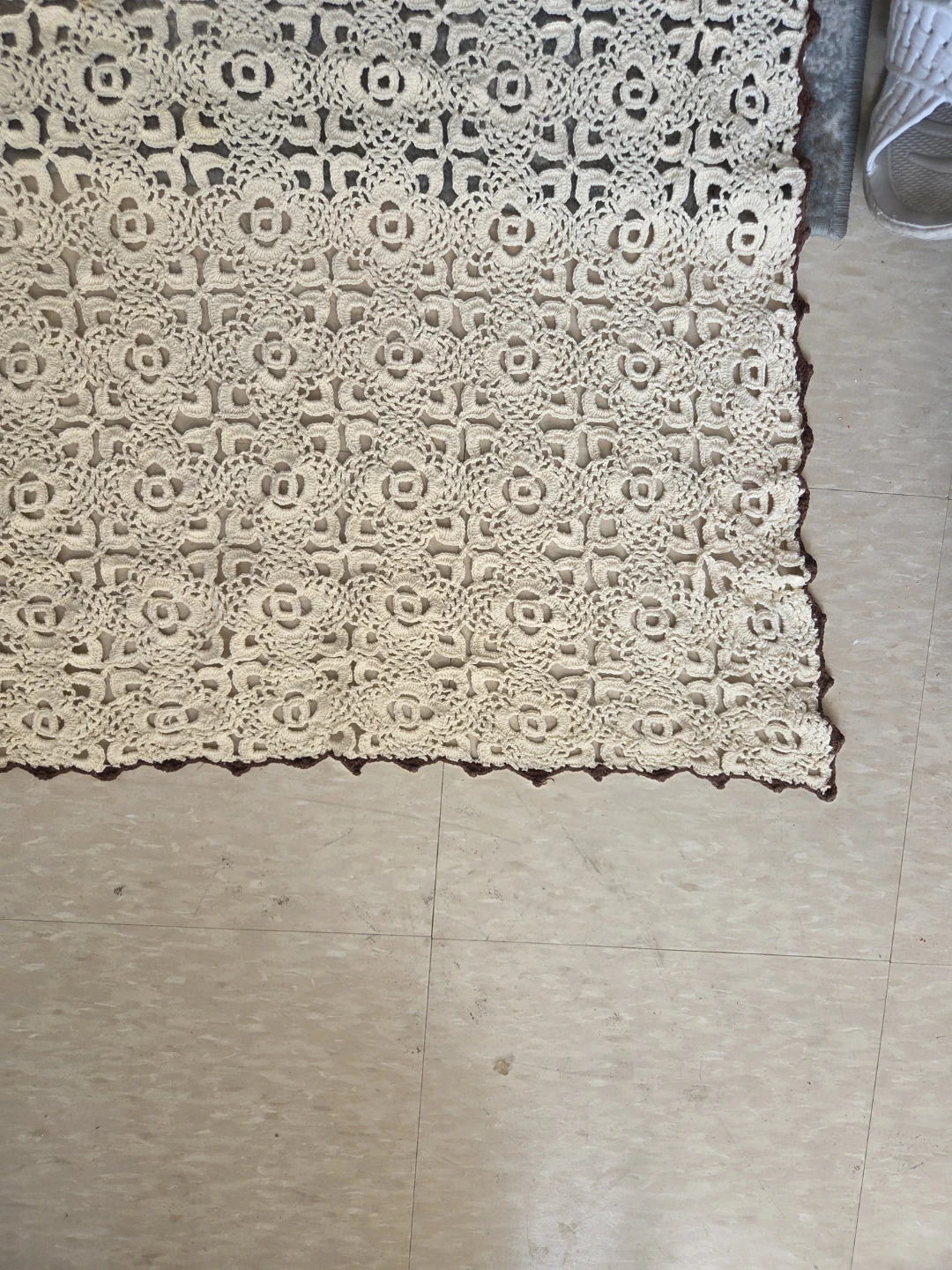 Handmade Crochet Table Cloth🌱 - photo 2
