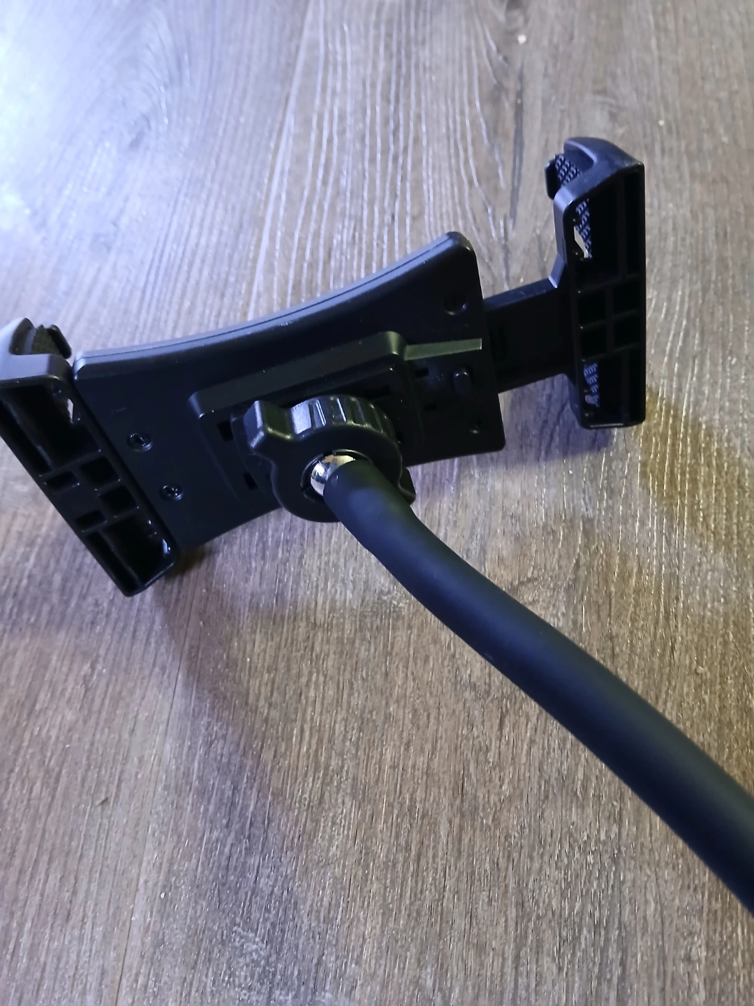 Black Flexible Gooseneck Tablet/Phone Holder with Clamp - photo 3