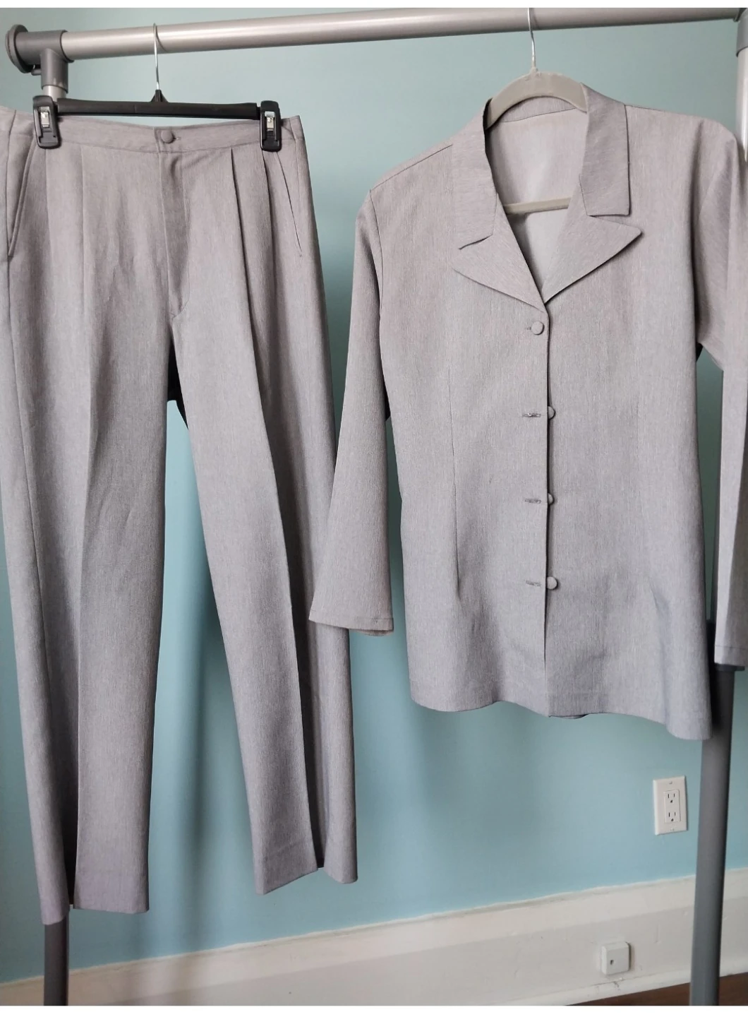 2 Women's Custom made Pants Suit (Both Medium). NON-NEGOTIABLE. - photo 2