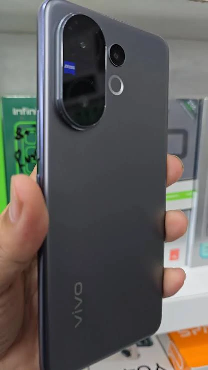 Vivo V60 5G Smart phone