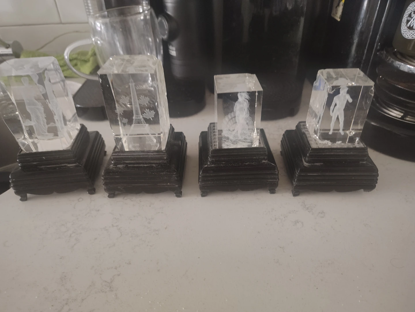 Set of 4 Crystal Etched Figurines with Bases - photo 5