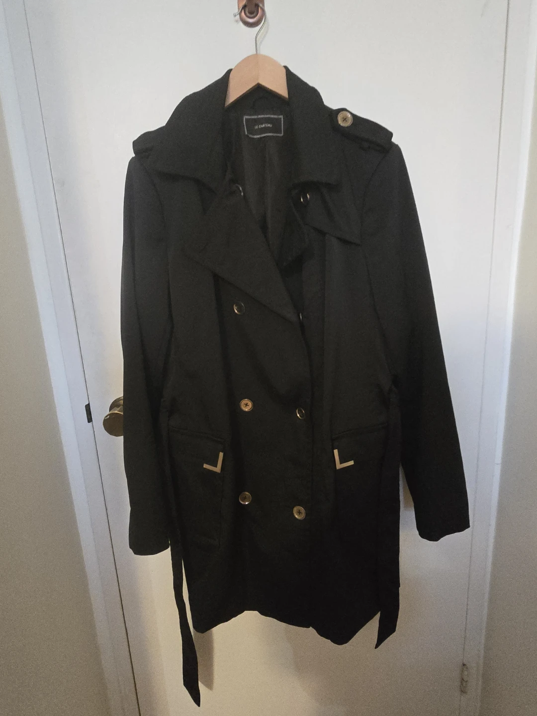 Le Château Black Trench Coat size M- L - photo 2