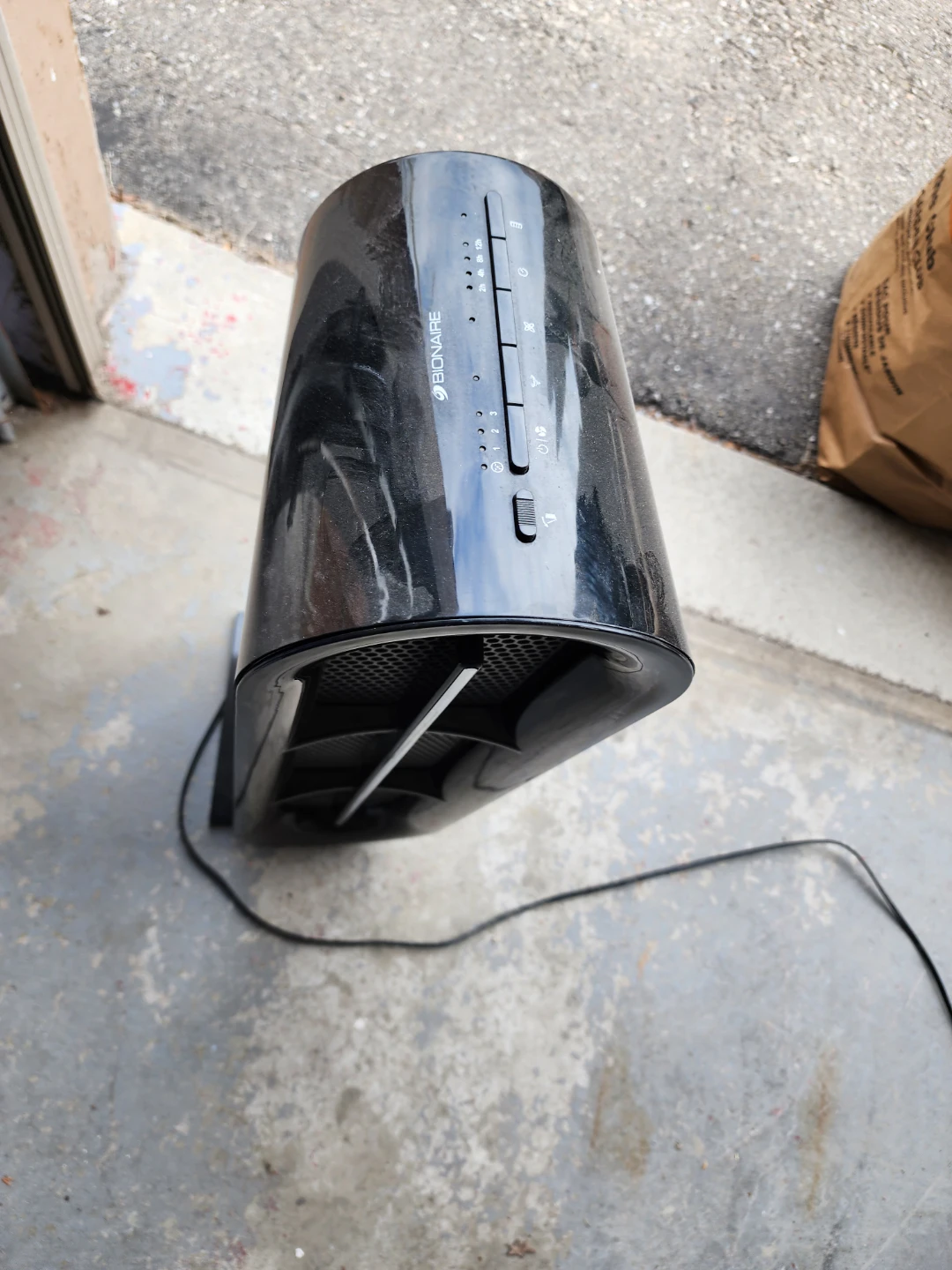 Bionaire Tower Air Purifier - photo 3