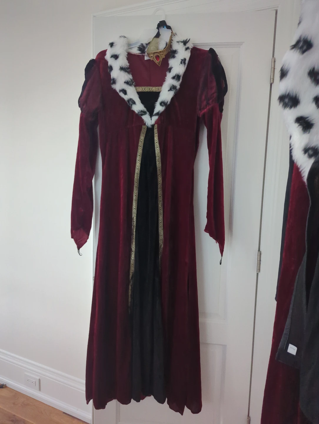2 Halloween Costumes (unisex) - photo 3