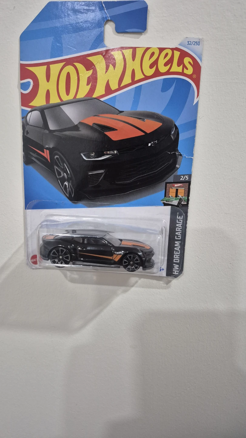 Hot Wheels 2022 Dream Garage Camaro Black Orange