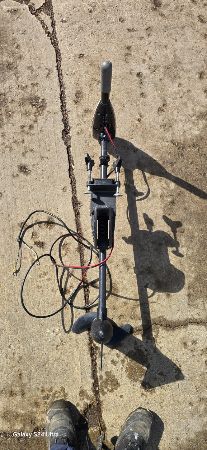 Minn Kota Endura 30 Trolling Motor + Battery + Anchor - photo 5