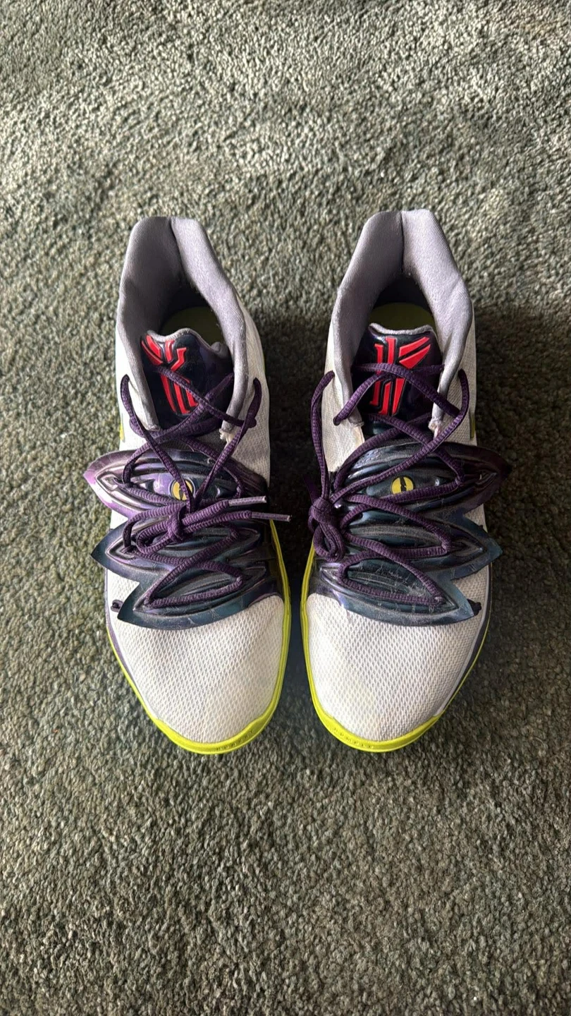 Nike Kyrie 5 Mamba Mentality