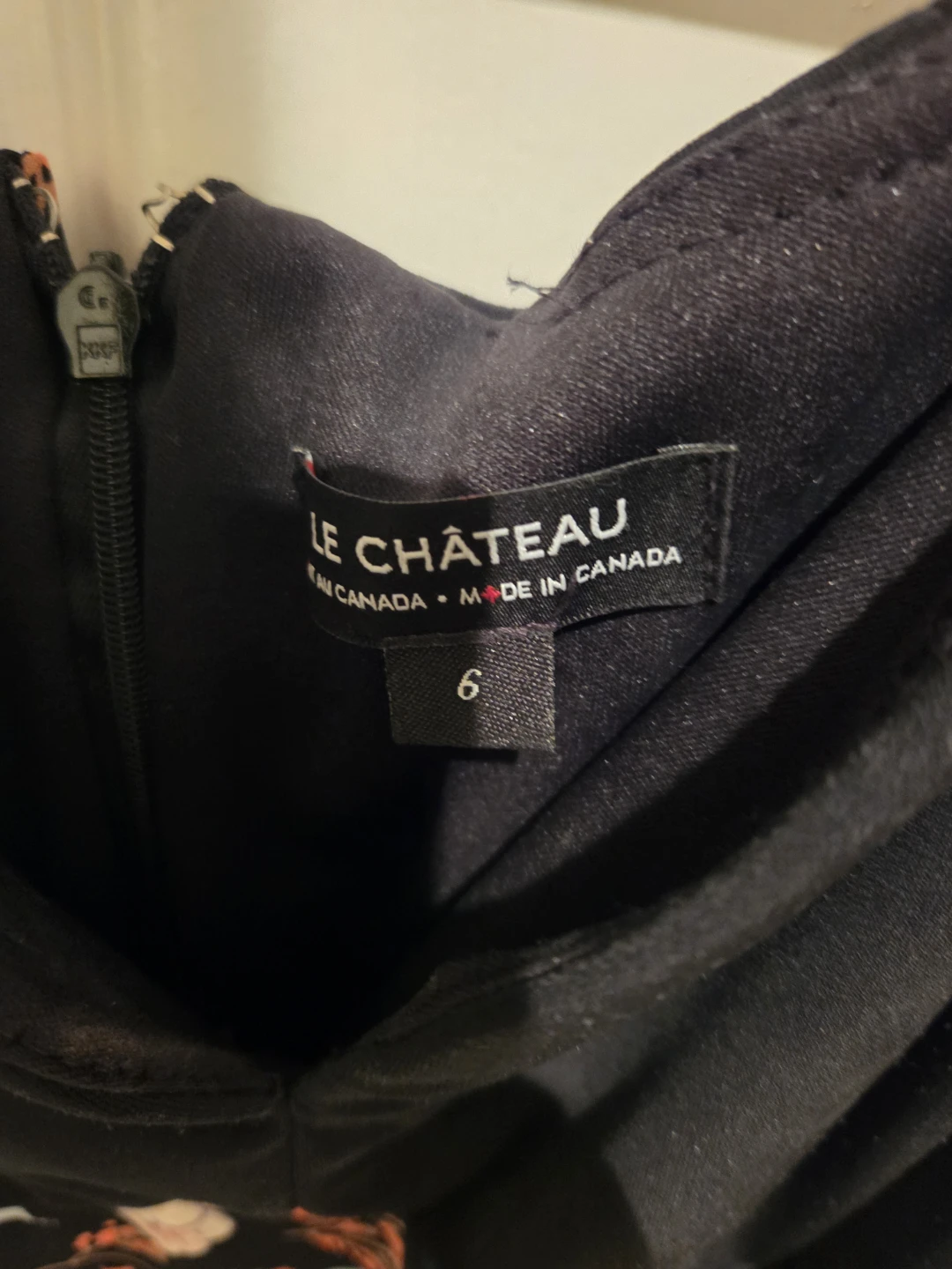 Le Château Black Floral Dress Size 6 - photo 3