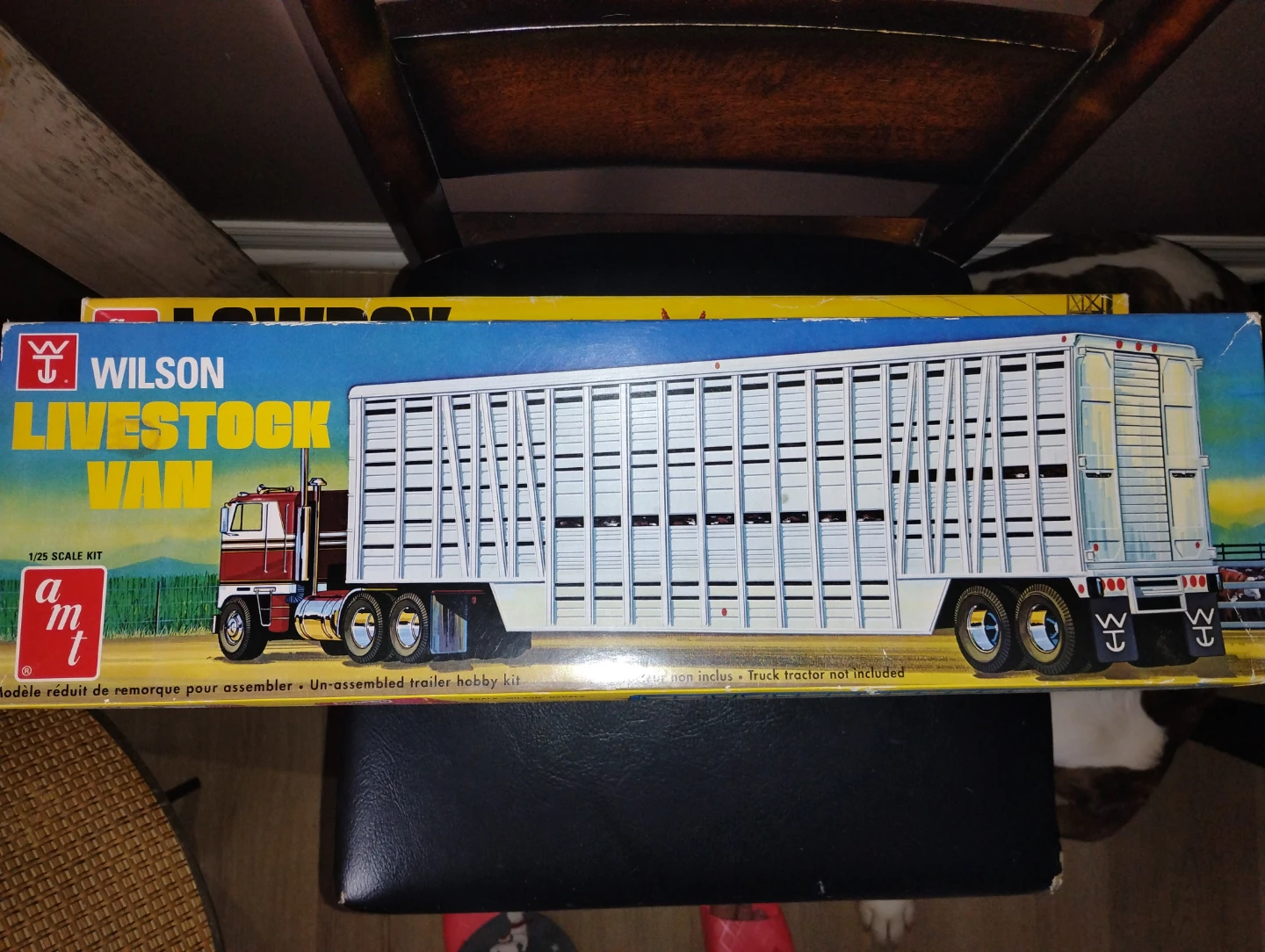 AMT 1/25 Scale Wilson Livestock Van Unassembled Trailer