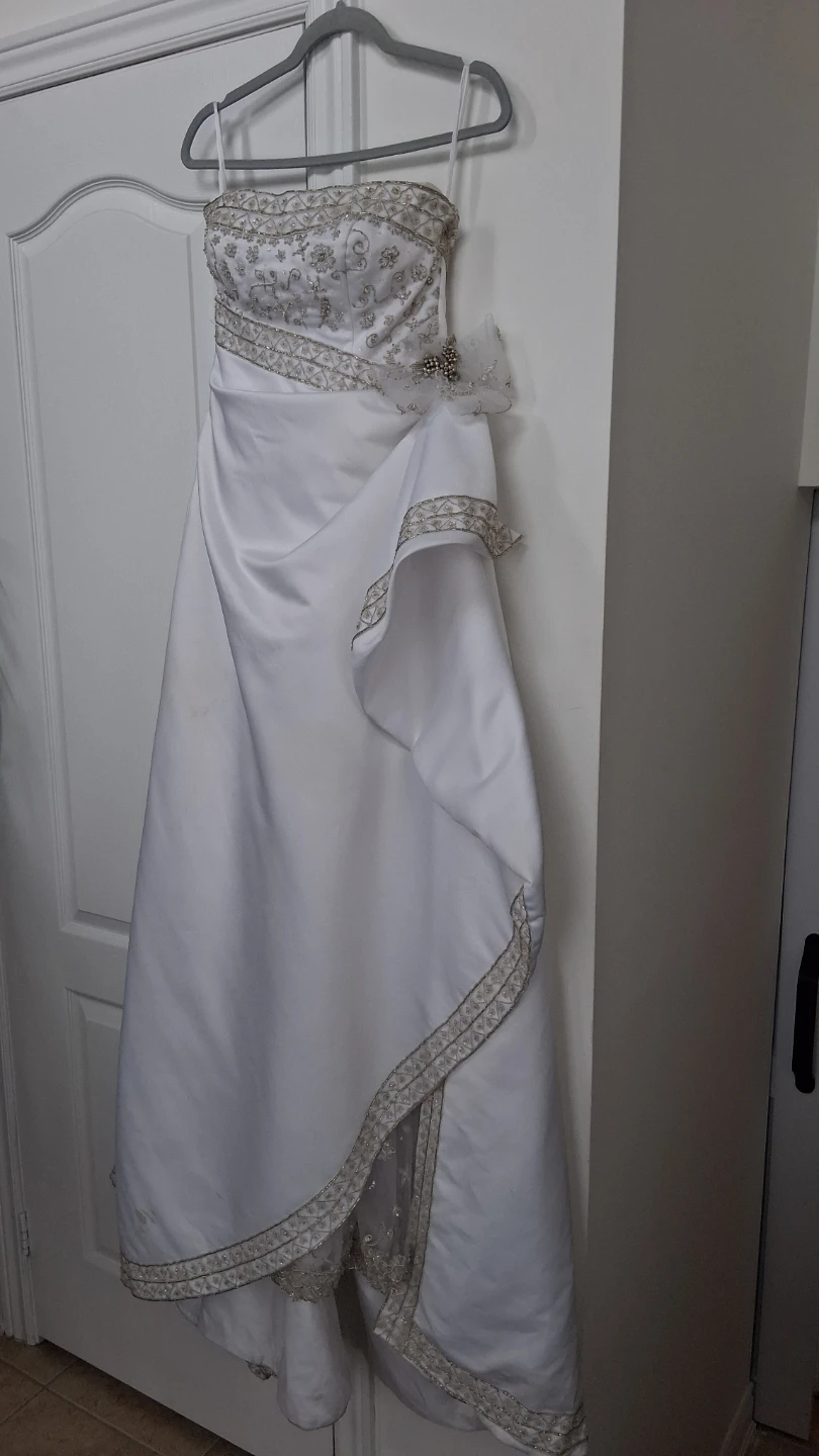 Strapless Wedding Dress with Beaded Bodice - photo 2