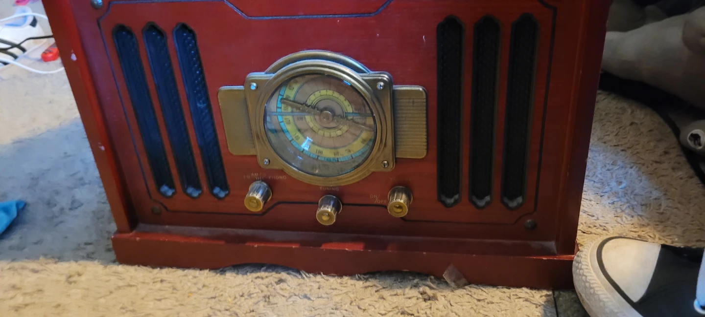 Vintage Style Turntable CD Player Radio - photo 3