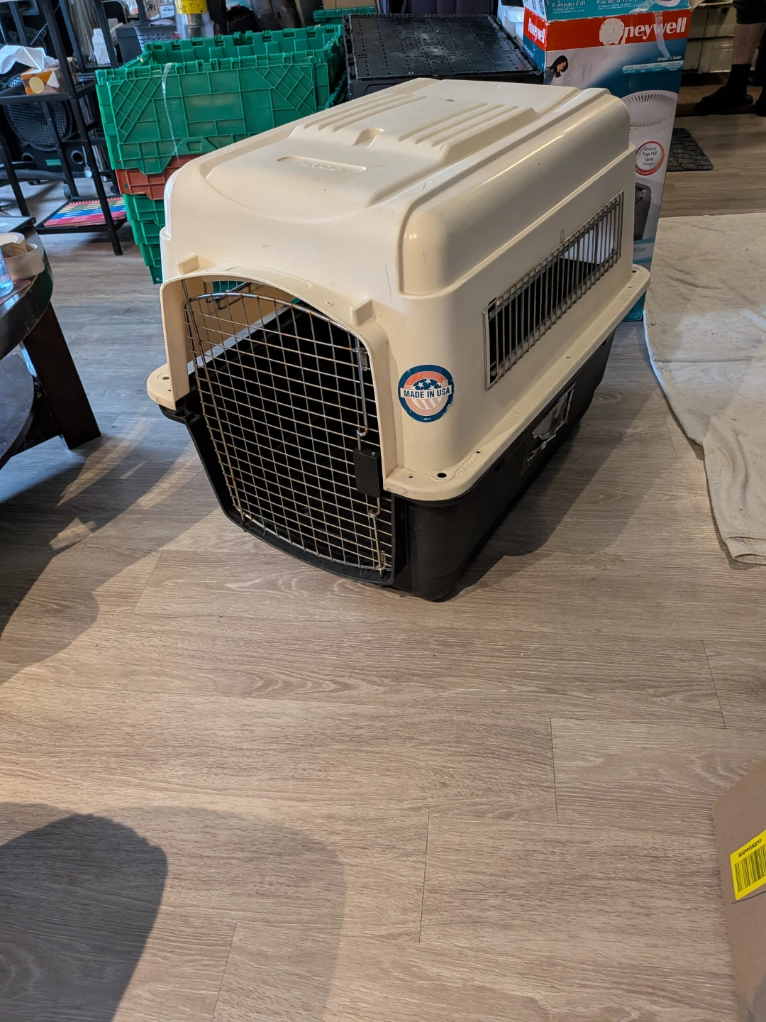 Pet Carrier Crate Medium